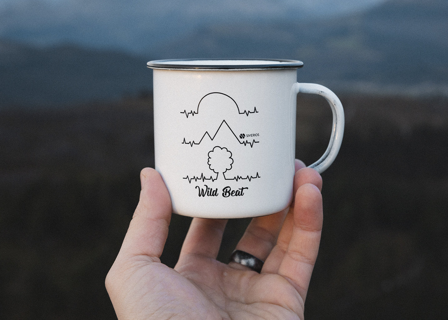 Taza Esmaltada de Acero Vitrificado "Wild Beat"